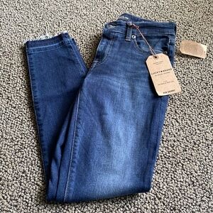 NWT Lucky Brand Skinny Jeans & Distressing Women's Size 25